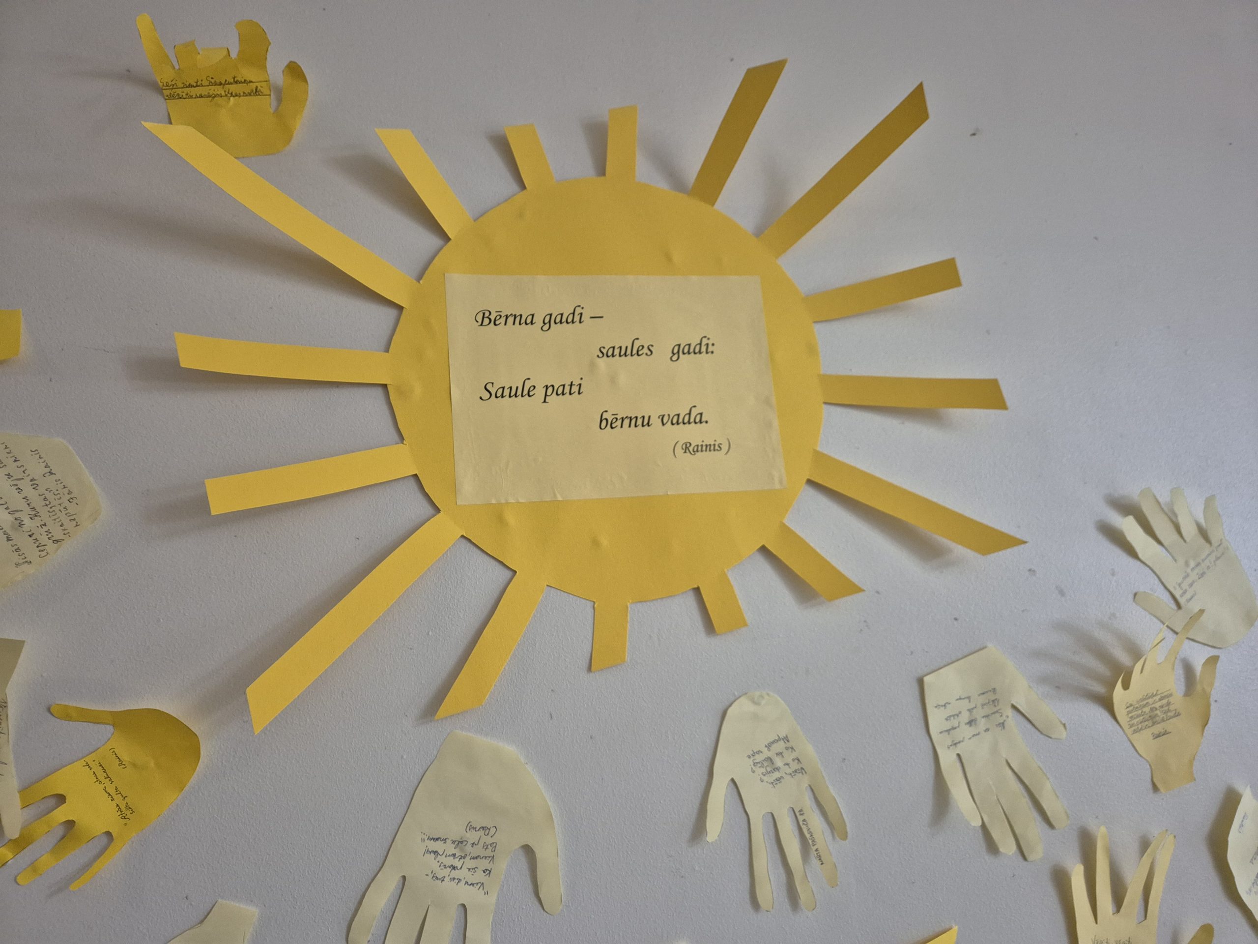 Dzejas dienas mūsu skolā - Daugavpils Vienības pamatskola